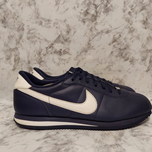 Pre-owned 2015 nike leather Cortez - Picture 2 of 9